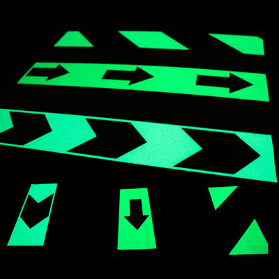 Incandescenza luminosa Photoluminescent stampabile di nastro adesivo nel nastro scuro 4-10 ore fornitore